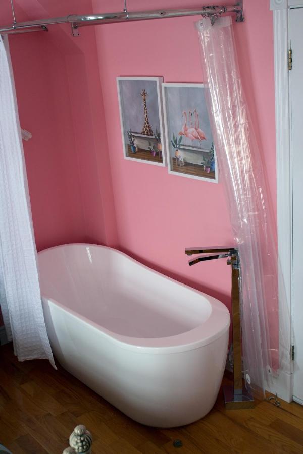 Gîte Chez Rosemarie Le Le Bic Extérieur photo